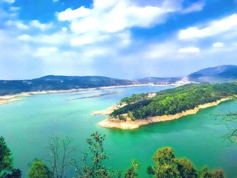 Umiam-Lake-Shillong-Img