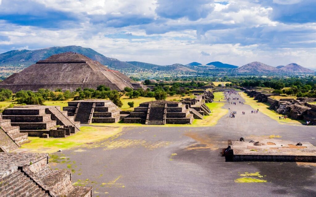 00-Teotihuacan-01-teo-01-300-dpi-Q-2-2000-850_03