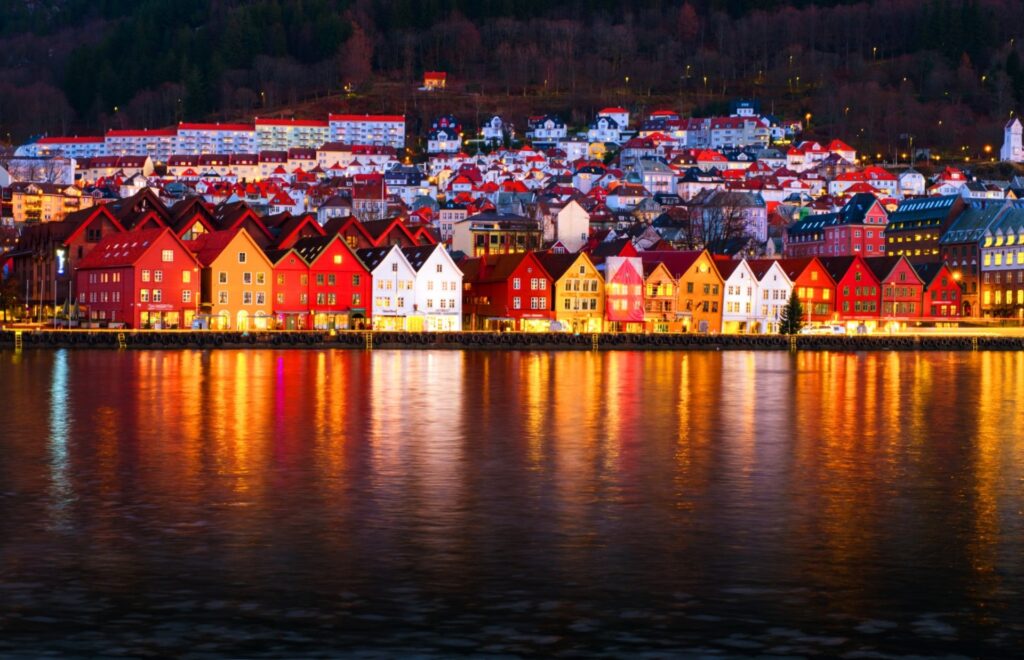 Bergen-Panorama-during-the-night-2